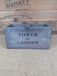 Rustic vintage style Grey wooden Tower Of London Crate Box with Handle. - Picture 1 of 13