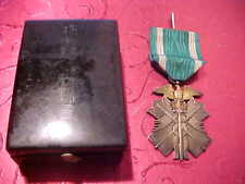 WW2 JAPANESE CASED 7 TH CLASS GOLDEN KITE SILVER WITH BOX MEDAL NICE