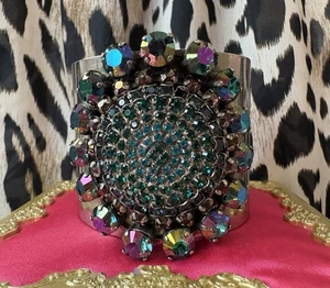 Sorrelli Vintage Emerald City Circle Shield HUGE Blue Green Purple Cuff Bracelet - Picture 1 of 7