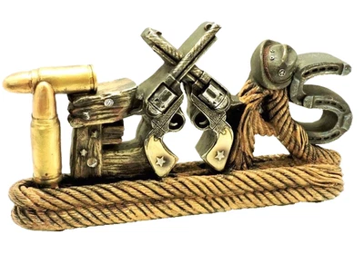 Texas Cowboy Hat Pistols Horseshoe 10 x 5 1/2in Rustic New Decor Polyresin - Image 1 of 4