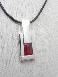 925 Silver Pendant With Synthetic Ruby - Stone Pendant With Necklace - Picture 1 of 7