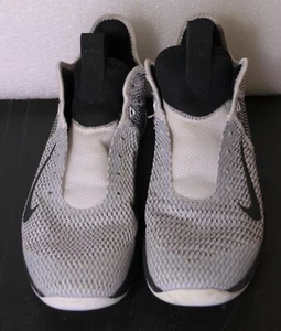 MENS NIKE LEBRON WITNESS 4 WHITE AND BLACK BV7427-101 USA SIZE 11 - Picture 1 of 9