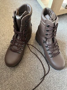 British Army Brown Altberg Defender Boots High Liability Combat - Various Sizes - Picture 1 of 6