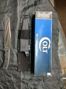 Colt CT27 Pathfinder Campmate Tactical Knife with Sheath - Picture 1 of 8