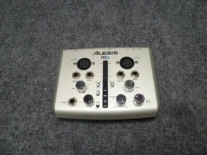 Alesis i02 - 24-Bit USB Recording Interface - Picture 1 of 3