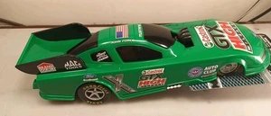 John Force 1/18 Funny Car Castrol GTX 2002 AUTOGRAPHED Mustang Color LE - Picture 1 of 8