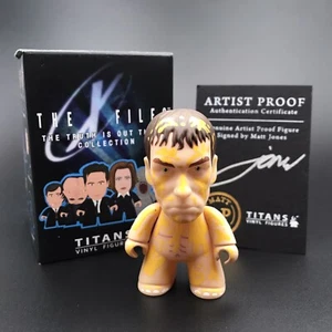 X-Files Tooms Chase | Signed & Numbered Artist Proof | 3” Titans Vinyl Figure - Picture 1 of 4