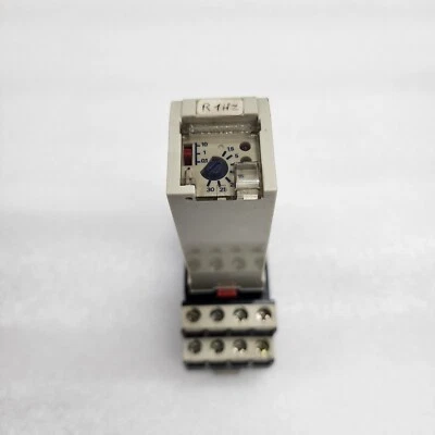 TELEMECANIQUE RHT418B ON DELAY TIMING RELAY WITH SUPPRESSOR - Image 1 of 4