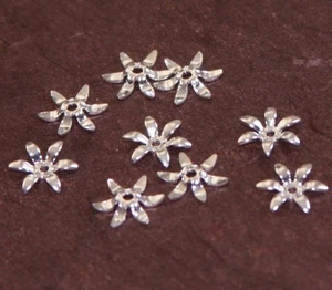 100 Stck. Versilbert Messing Blume Perlen Kappe 7,5 mm - Bild 1 von 1