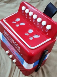 NROR L/N VINTAGE "Woodstock Music Collection" CHILDREN'S ACCORDION - Picture 1 of 8