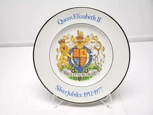 Vtg "Queen Elizabeth II Silver Jubilee 1952-1977" British Monarchy Plate - Picture 1 of 7