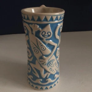 Taza de tabla de surf Tangaroa Trader Sams Enchanted Tiki Bar primera edición parques de Disney - Imagen 1 de 10