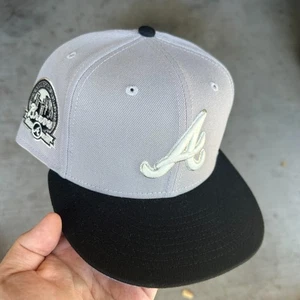 Size 7 1/2- Atlanta Braves New Era 59FIFTY 2Tone Storm Gray & Black Fitted - Picture 1 of 3