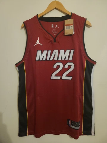 JIMMY BUTLER MIAMI HEAT STATEMENT RED 2022/23 JERSEY SIZE: LARGE Cover