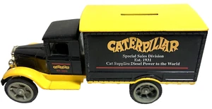 1995 Ertl 1931 Hawkeye Truck Caterpillar Advertising Bank with Key - Picture 1 of 10