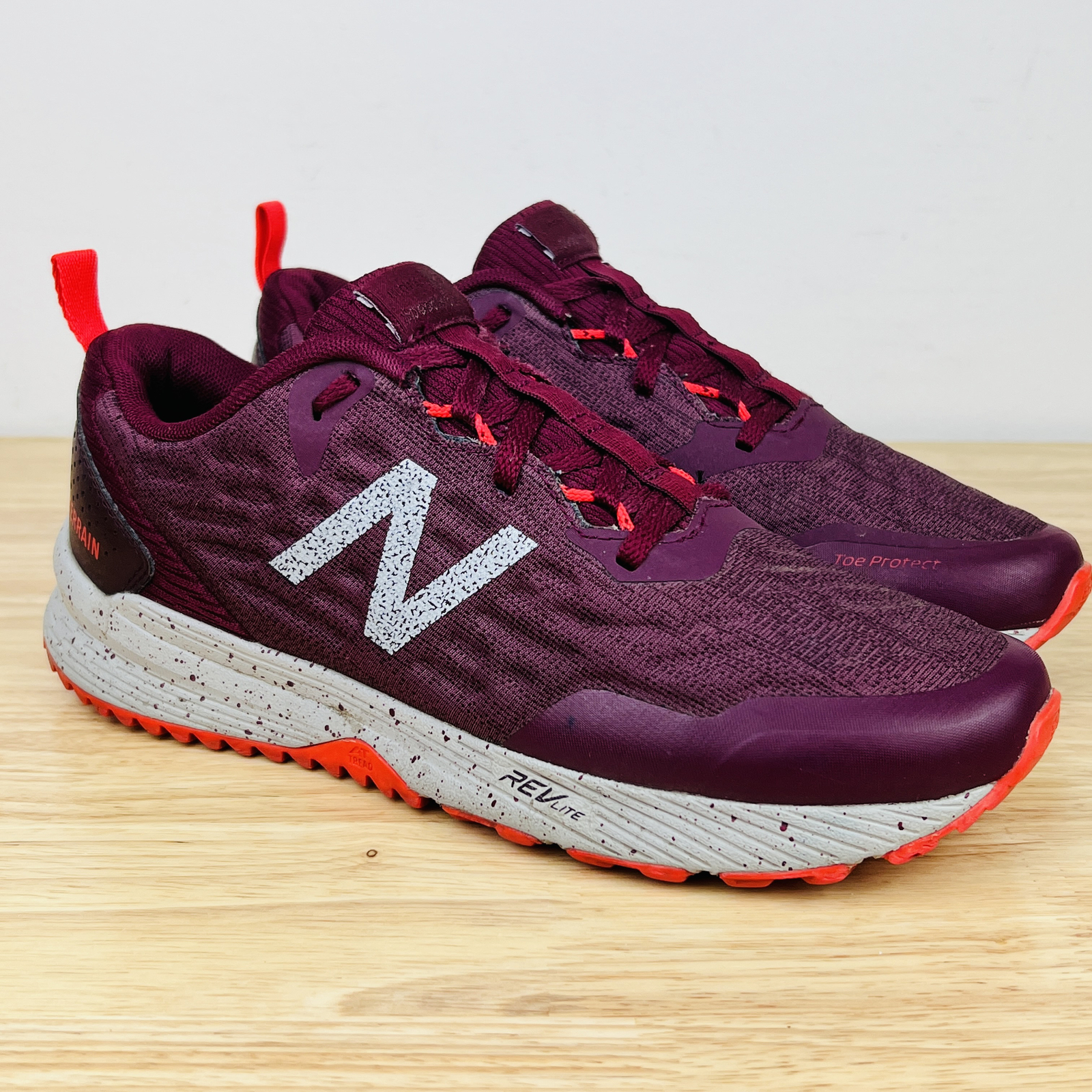 New Balance Womens 6 Cw6blk Black Suede Lace Up Sneaker Shoes Size 8 Ebay