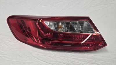 Conjunto de luz trasera izquierda exterior izquierda Honda Accord EXL 2013-2015 Foto 1 de 4