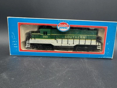 Model Power HO   GP9 Southern #2180 Diesel MPN:6751 Tested Runs Good! - Image 1 of 4