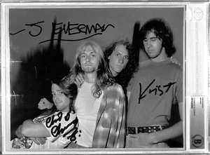 Nirvana Band (Krist, Chad & Jason) Foto Firmada Autografiada 8x10 BECKETT Losa - Imagen 1 de 3
