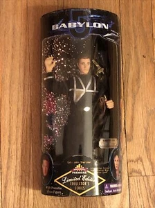 Babylon 5 | Action Figure | Captain Sheridan | Exclusive Premiere Limited Ed. - Picture 1 of 9
