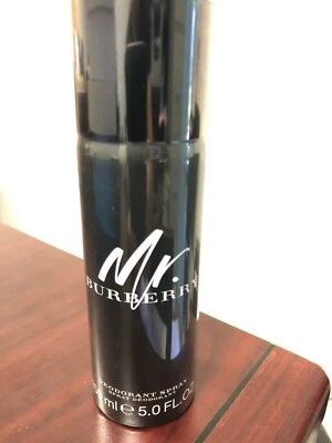 Desodorante en spray MR. BURBERRY por BURBERRY 5,0 FL oz/150 ml Foto 1 de 3