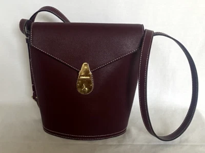 NUEVO Bolso Bandolera Calvin Klein Serie Declaración Cuero Bloqueo Nogal DORADO Foto 1 de 4