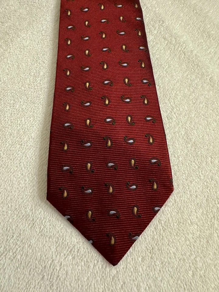 "Corbata de seda Luigi Borrelli hecha en Italia flores de cachemir rojo color invierno 3,5 x 59,5""" Foto 1 de 4