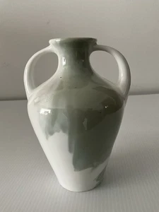 Vaso doppio manico vintage marcato BRC ceramica panna lucida e verde morbido - Foto 1 di 6