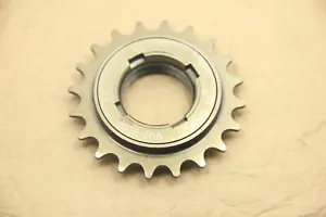 Bicycle 20T Freewheel Single Speed Thread On Screw - Picture 1 of 2