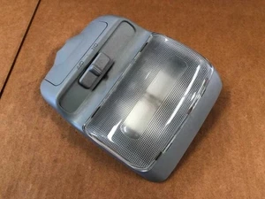 06 Mitsubishi Fuso 4.9L Diesel USED Interior Over Head Console Dome Light - Picture 1 of 10