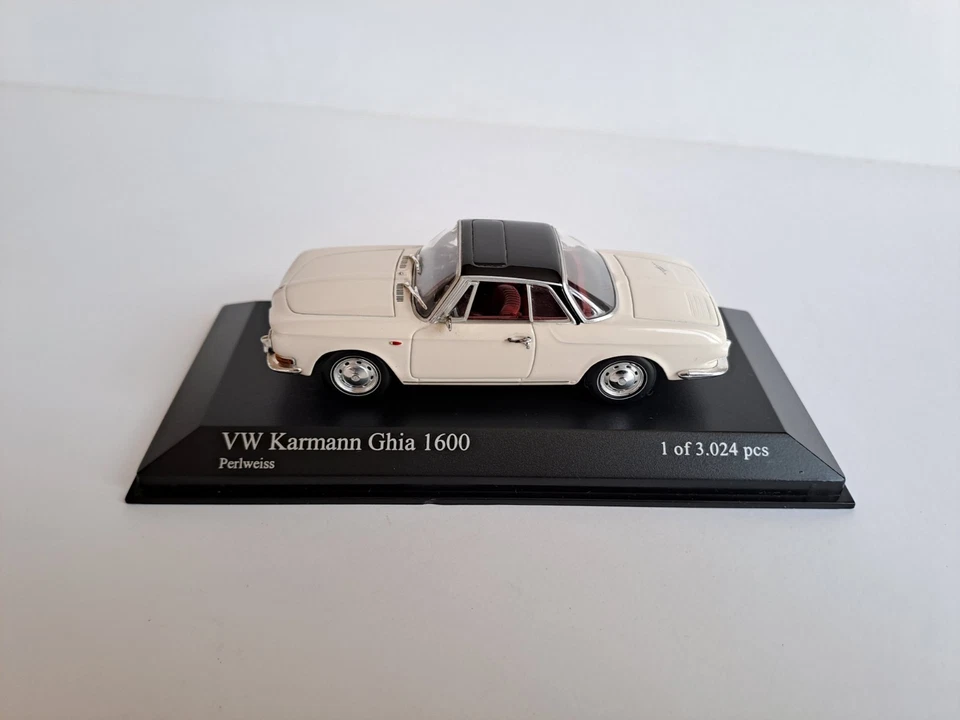 MiniChamps 1:43 430 050220 VW KARMAN GHIA 1600  White  - Immagine 1 di 4