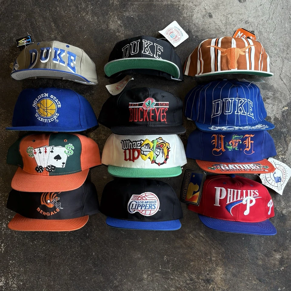 Lote De 12 Sombreros De Colección Años 90 Para Hombres Nuevos Con Etiquetas Deportes Snapback Sombreros NFL NBA MLB Revendedor Foto 1 de 4