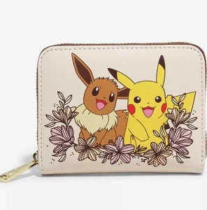 Loungefly Pokémon Pikachu & Eevee Floral Zip Geldbörse Neu mit Etikett Pokeball, Reißverschluss - Bild 1 von 6