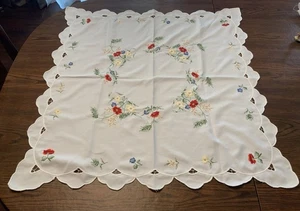 Vintage Embroidered 31” X 32” Square Table Cloth - Picture 1 of 12