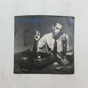 DONALD FAGEN I.G.Y / Walk Between Raindrops 729900 7" 45rpm Vinyl VG++ Cover VG+ - Imagen 1 de 4