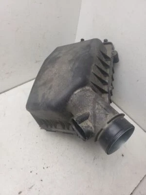 Conjunto de filtro de aire usado se adapta a: Chevrolet Sonic 2014 1,8 grado A Foto 1 de 4