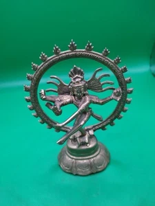 Estatua de Shiva de latón Nataraja Hindú Señor Dios Bailando Estatuilla Escultura - Imagen 1 de 4
