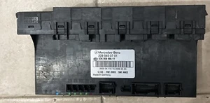Mercedes Benz Classe C W203 S203 Centralina 2095450701 Modulo Elettronico - Foto 1 di 1