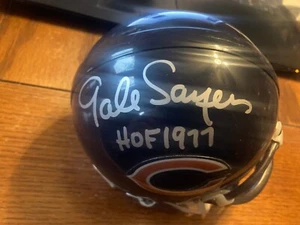 Gale Sayers Signed Mini Helmet Chicago Bears NFL Riddell HOF 1977 - Picture 1 of 2