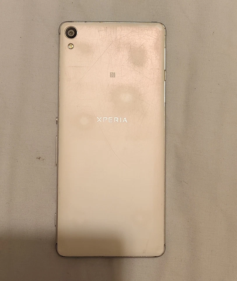 VGC (EE Network) Sony Xperia XA1 F3111 Grey Smartphone 16GB UK3POST - Image 1 of 1