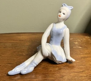 Vintage Porcelain Ballerina Figurine Trinket Blue & White Glazed Handpainted - Picture 1 of 7