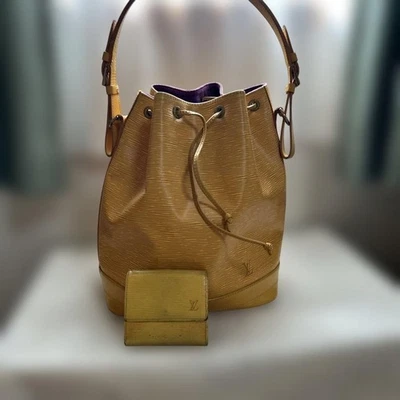 Portafoglio bonus Louis Vuitton Epi Noe - Immagine 1 di 4