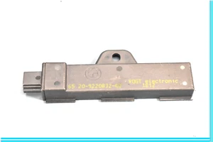 BMW 5 F10 F11 F12 Aerial Antenna amplifier 65.20-9220832-02 / 9220832 - Picture 1 of 6