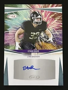 Carta Calcio Rookie Autografo 2025 Sage Ethan Barr Auto UCF Cavalieri - Foto 1 di 2