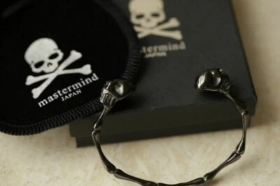 MMJ Mastermind Japan Skull Bone Black Punk Rock Biker Viking Bracelet - Imagem 1 de 4