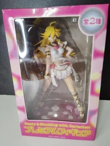 NEW Panty and Stocking with Garterbelt Panty - Premium Figure Box Japan - Picture 1 of 4