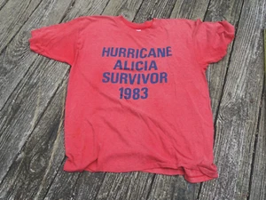 Vtg Hurricane Alicia Survivor 1983 80s Faded Worn Distressed Tshirt Tee Made USA - Picture 1 of 9