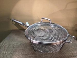 Stainless Deep Fry Large Basket With Insulated Handle & Locking Lid 12”Diameter - Picture 1 of 10