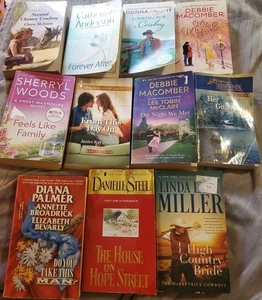 11 Romance Love Paperback Books Novels Lot Macomber Steel Miller Woods Anderson - Imagen 1 de 4