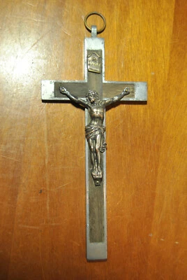 Crocifisso Antico IN Bronzo Metallo Argentato E Legno Croce Scultura Gesù 1 - Immagine 1 di 4